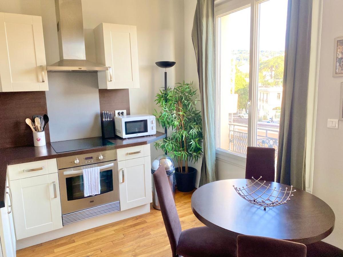 Appartamento Latour Maubourg By Scls Locations Cannes Esterno foto